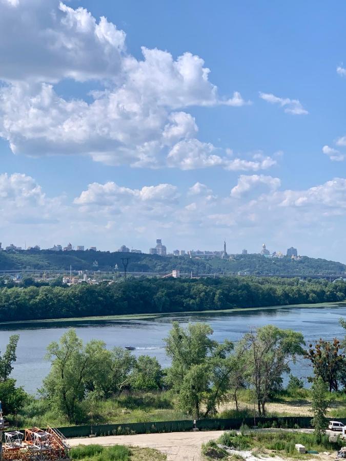 4 Rooms Apartment With A View Of The Dnieper River Kiev Esterno foto